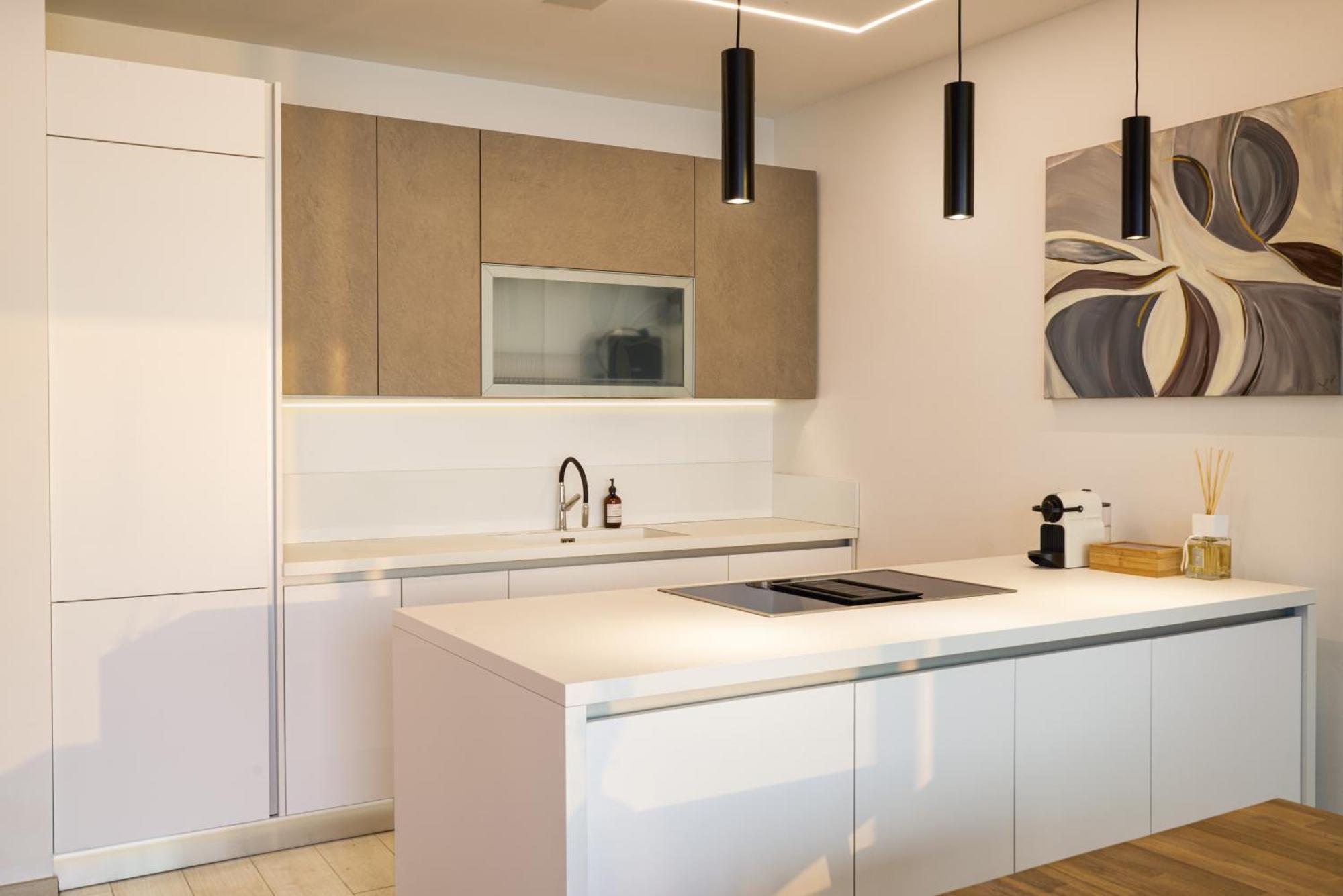 Salvatorehomes - Luxurious Dreamview Waterfront Apartment In Torri Del Benaco With Pool - Casa Azura - A 5 Star Luxury Collection At Lake Garda Dış mekan fotoğraf